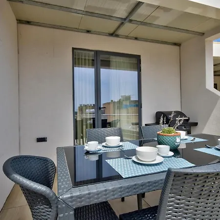 Spinola Park - Duplex Top Floor With Terrace Apartamento
