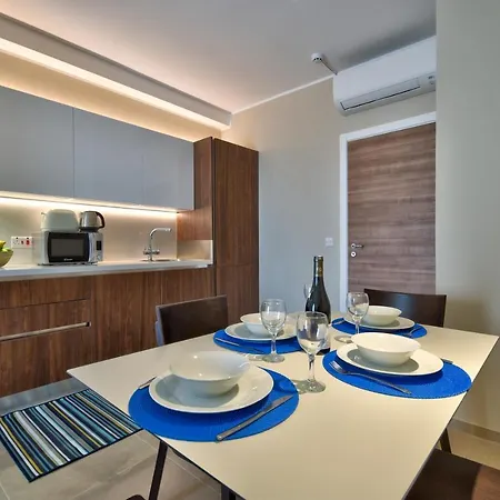 Spinola Park - Duplex Top Floor With Terrace Apartamento